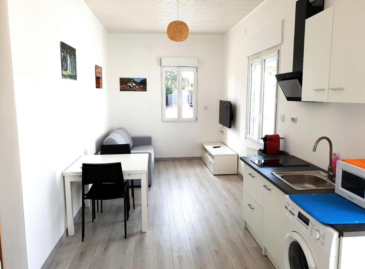 Beau Logement Avec Terrasse, Jacuzzi Et Terrain De Petanque Privatif A 5 Minutes De La Plage Audenge Exterior foto