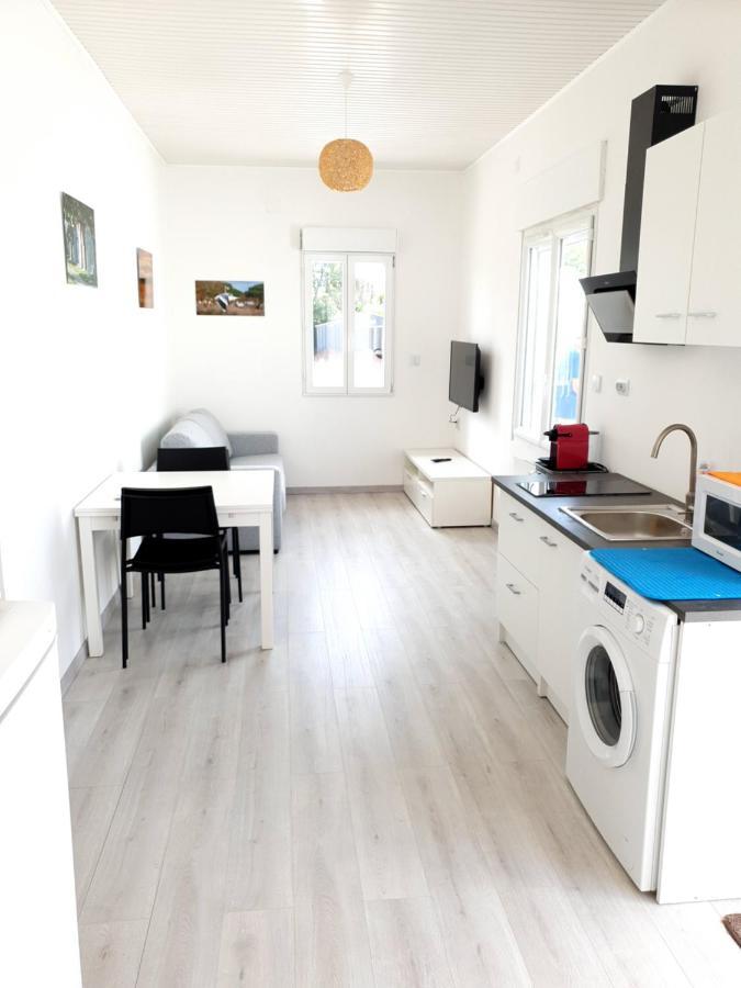 Beau Logement Avec Terrasse, Jacuzzi Et Terrain De Petanque Privatif A 5 Minutes De La Plage Audenge Exterior foto